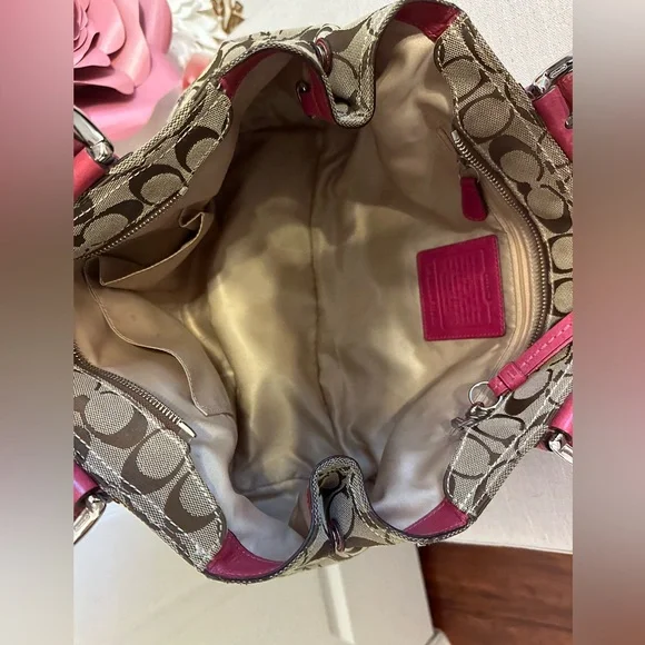 Coach Bag - Picture 3 of 3